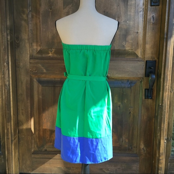 *New* small Color block strapless dress 🌷 - Picture 2 of 2